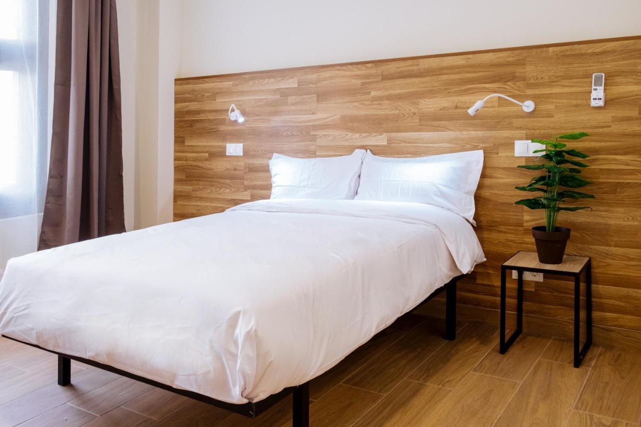 Apartahotel Golden Alcala Alcala de Henares Exterior photo