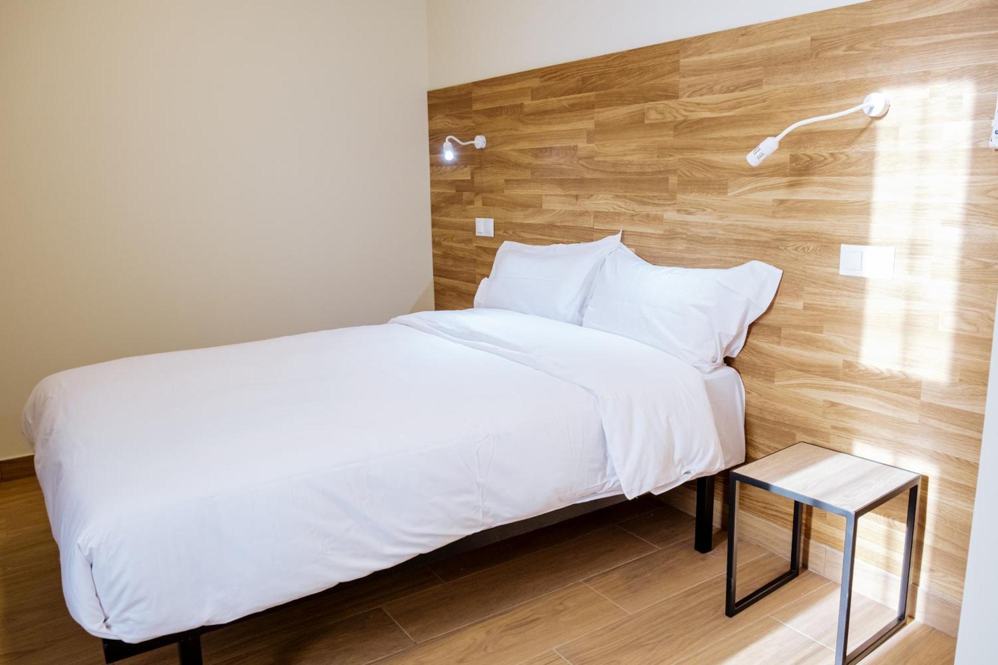Apartahotel Golden Alcala Alcala de Henares Exterior photo