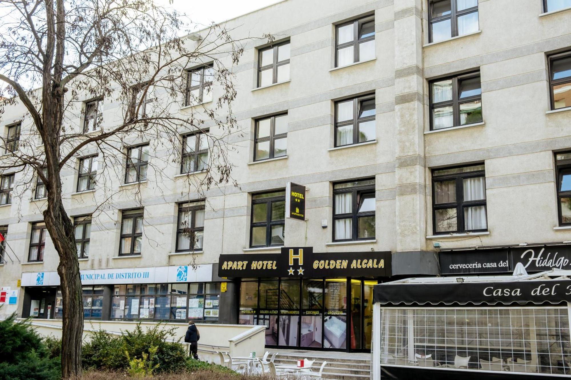 Apartahotel Golden Alcala Alcala de Henares Exterior photo